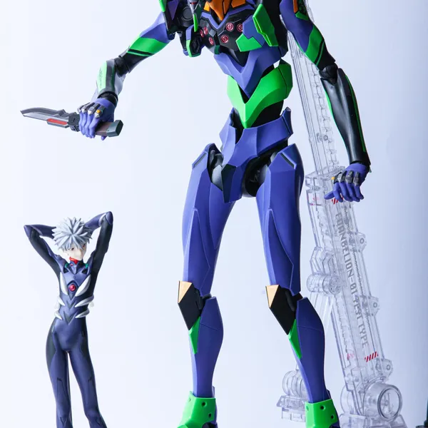 Evangelion Unit-01 & Kaworu · Saudi Mecha Robot